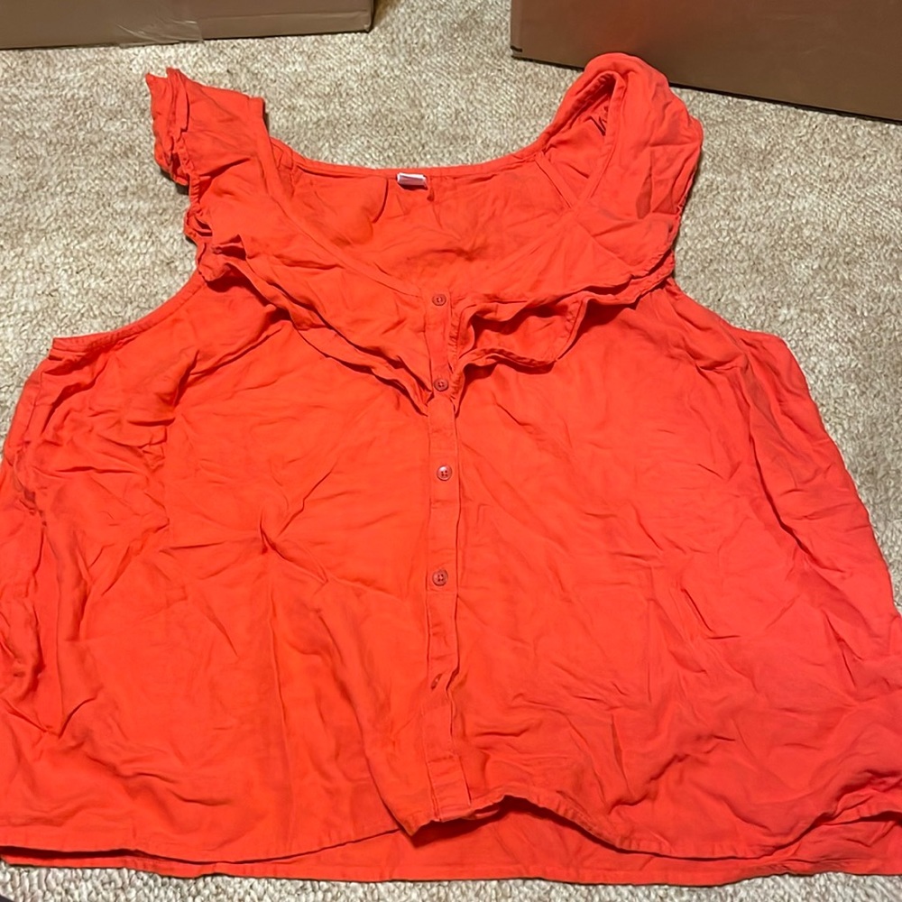 Ladies tank.